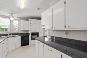 749 RIVERVIEW CIRCLE, NORTH PORT, FL 34287 - MLS#MFRA4657779