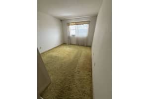 9950 62ND TERRACE, ST PETERSBURG, FL 33708 Sold 08/08/25
