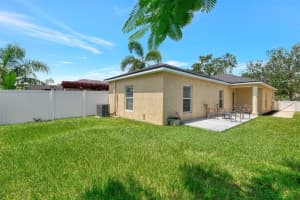 2446 28TH AVENUE, PALMETTO, FL 34221 Sold 08/28/25