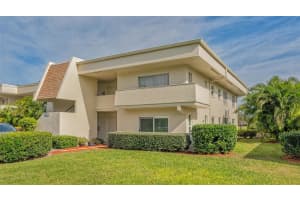 7405 COUNTRY CLUB DRIVE, SARASOTA, FL 34243 - MLS#MFRA4657801