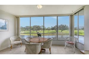 7405 COUNTRY CLUB DRIVE, SARASOTA, FL 34243 - MLS#MFRA4657801