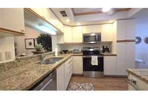 6501 STONE RIVER ROAD, BRADENTON, FL 34203 - MLS#MFRA4657846