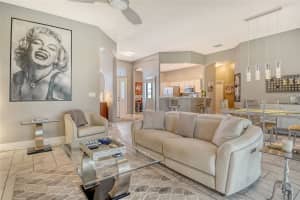 5162 HIGHBURY CIRCLE, SARASOTA, FL 34238 Sold 09/19/25
