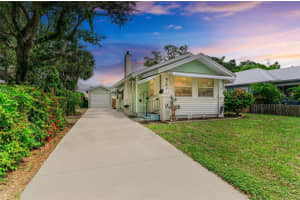 2124 6TH AVENUE, BRADENTON, FL 34205 Sold 10/28/25