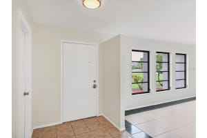 2102 COUNTRY MEADOWS PLACE, SARASOTA, FL 34235 - MLS#MFRA4657917