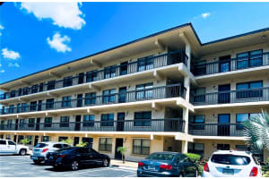 515 30TH AVE W #H401, BRADENTON, FL 34205 Sold 08/08/25