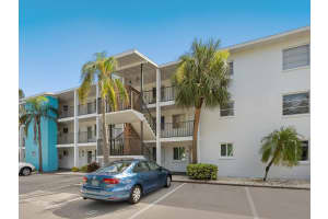 2423 FLAMINGO BOULEVARD, BRADENTON, FL 34207 - MLS#MFRA4657961