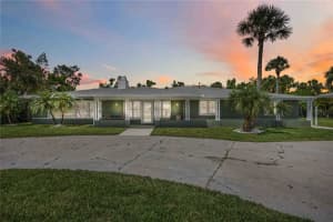 311 Island Cir, SARASOTA