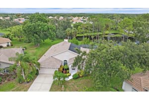 5850 SADDLE COURT, SARASOTA, FL 34243 - MLS#MFRA4657966