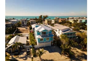 2410 AVENUE B, BRADENTON BEACH, FL 34217 - MLS#MFRA4658000