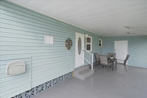 294 NASSAU DRIVE, PALMETTO, FL 34221 Sold 08/08/25