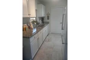 1002 OAKLEAF BOULEVARD, BRADENTON, FL 34208 - MLS#MFRA4658040