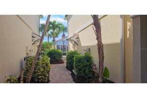 1801 BURGOS DRIVE, SARASOTA, FL 34238 - MLS#MFRA4658048