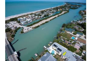 109 Bayshore Rd #5, NOKOMIS
