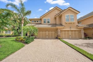 5427 Napa Dr, SARASOTA