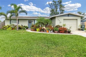 2310 33rd St W, BRADENTON