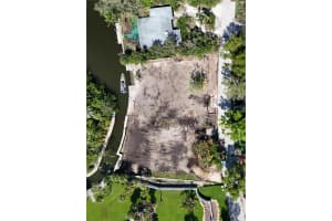 542 FREELING DRIVE, SARASOTA, FL 34242 - MLS#MFRA4658159