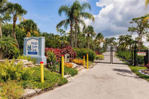 319 CASTLE DRIVE, NOKOMIS, FL 34275 Sold 08/28/25