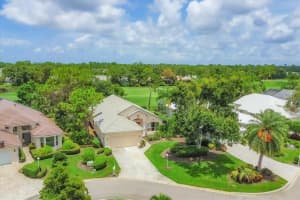 7960 HAMPTON COURT, UNIVERSITY PARK, FL 34201 Sold 12/22/25