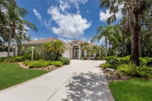 7204 SAINT GEORGES WAY, UNIVERSITY PARK, FL 34201 - MLS#MFRA4658215