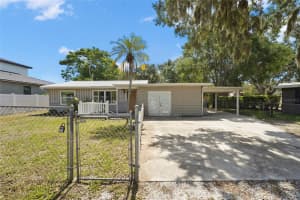1013 CRONLEY PLACE, SARASOTA, FL 34237 - MLS#MFRA4658221