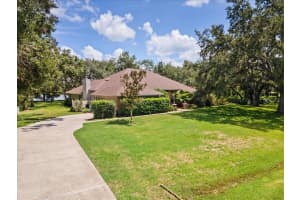 9211 66TH AVENUE DRIVE, BRADENTON, FL 34202 - MLS#MFRA4658225