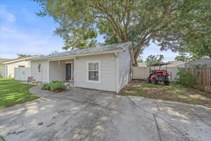 3950 Vana Dr, SARASOTA