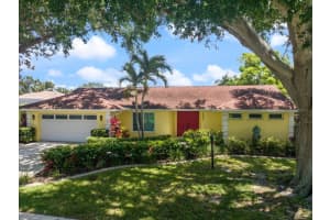 4662 LONG LAKE DRIVE, SARASOTA, FL 34233 Sold 08/18/25