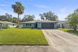 5537 Rollingwood Dr, SARASOTA