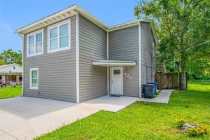 820 Manatee Ave, ELLENTON