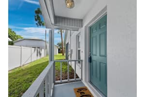3223 JAMAICA STREET, SARASOTA, FL 34231 Sold 08/14/25
