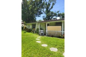 2532 Grand Cayman St, SARASOTA