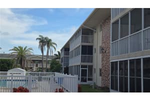 3755 SCHOOL AVENUE, SARASOTA, FL 34239 - MLS#MFRA4658447
