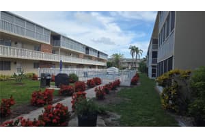 3755 SCHOOL AVENUE, SARASOTA, FL 34239 - MLS#MFRA4658447