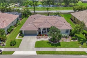 2781 Harvest Dr, SARASOTA