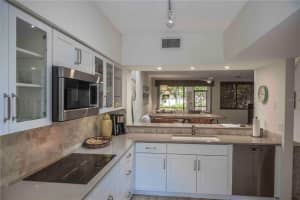 1912 HARBOURSIDE DRIVE, LONGBOAT KEY, FL 34228 - MLS#MFRA4658482