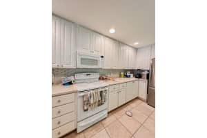 1606 BURGOS DRIVE, SARASOTA, FL 34238 Sold 10/17/25