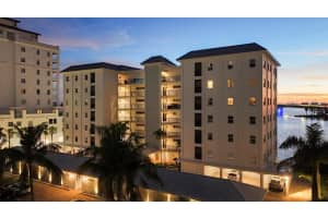 226 GOLDEN GATE POINT, SARASOTA, FL 34236 - MLS#MFRA4658540