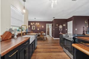 816 QUEEN PALM LANE, SARASOTA, FL 34243 - MLS#MFRA4658563