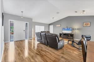 4723 61ST AVENUE DRIVE, BRADENTON, FL 34210 Sold 09/15/25