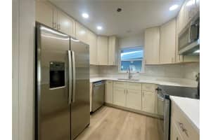 6300 FLOTILLA DRIVE, HOLMES BEACH, FL 34217 Sold 09/25/25