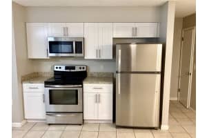 1384 ROOSEVELT DRIVE, VENICE, FL 34293 - MLS#MFRA4658648