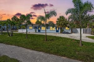 201 75TH STREET, HOLMES BEACH, FL 34217 Sold 09/02/25