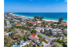 201 75TH STREET, HOLMES BEACH, FL 34217 Sold 09/02/25
