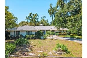1735 SHORELAND DRIVE, SARASOTA, FL 34239 - MLS#MFRA4658662