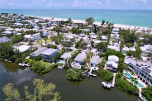 706 Jacaranda Rd, ANNA MARIA