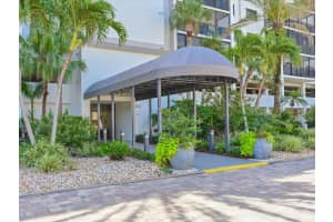 1102 Benjamin Franklin Dr #310, SARASOTA