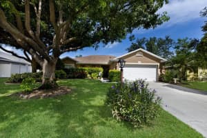 6115 68th Dr E, PALMETTO
