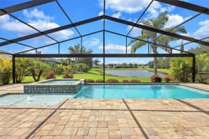 12071 Forest Park Cir, BRADENTON