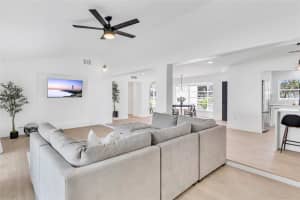 3946 PRUDENCE DRIVE, SARASOTA, FL 34235 - MLS#MFRA4658721